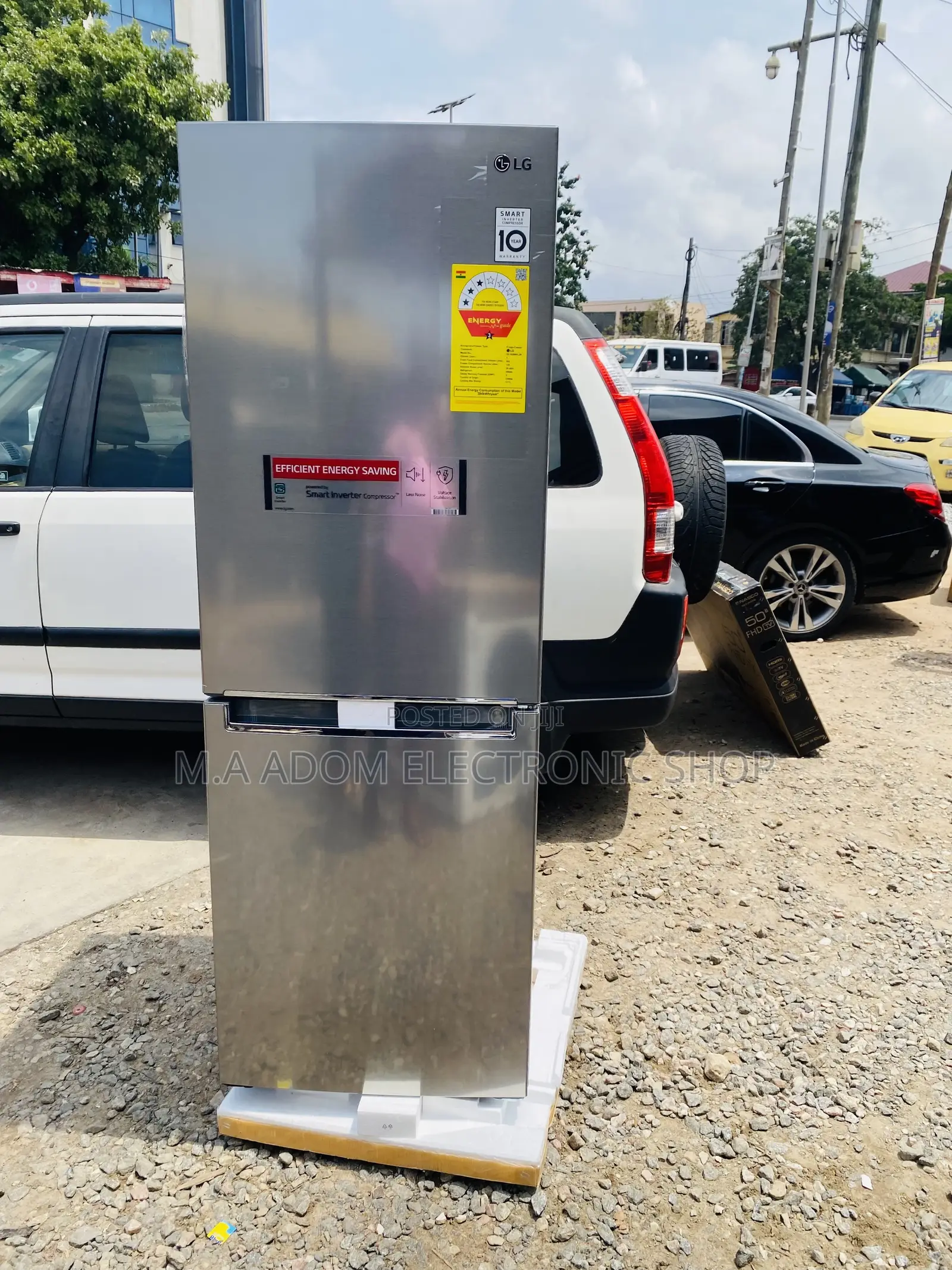 Quality Yet Affordable LG GC-B399NLJM 355L 2 Door Fridge.