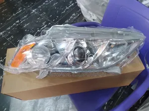 Toyota Camry 2007/ 09 Headlight Pair