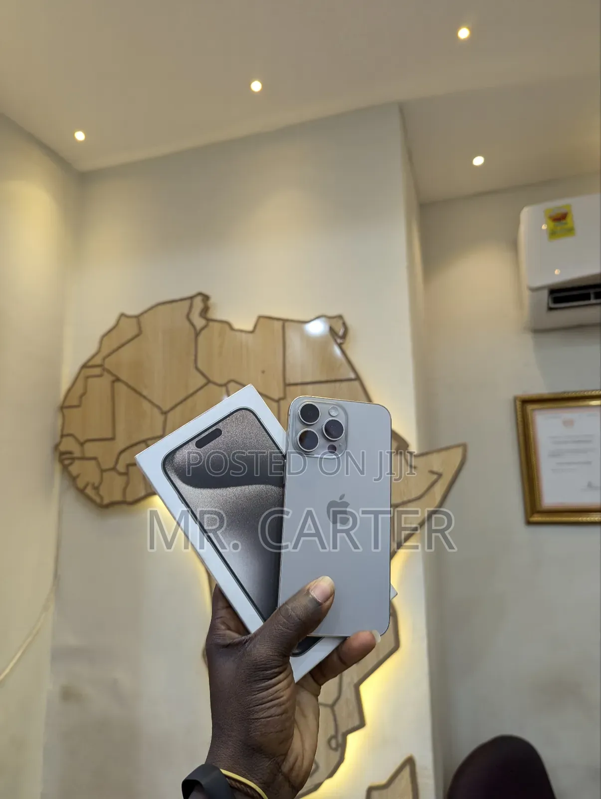 New Apple iPhone 15 Pro Max 256 GB White