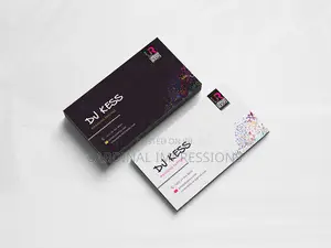 Business Cards With a Free Card Holder