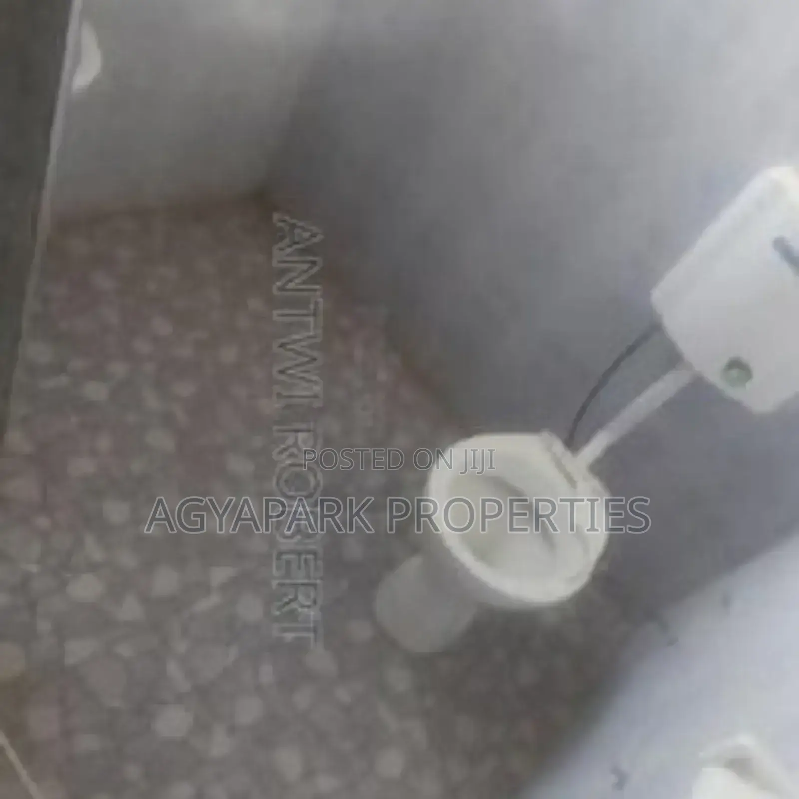 1bdrm Apartment in Amasaman  Ccocobord for rent