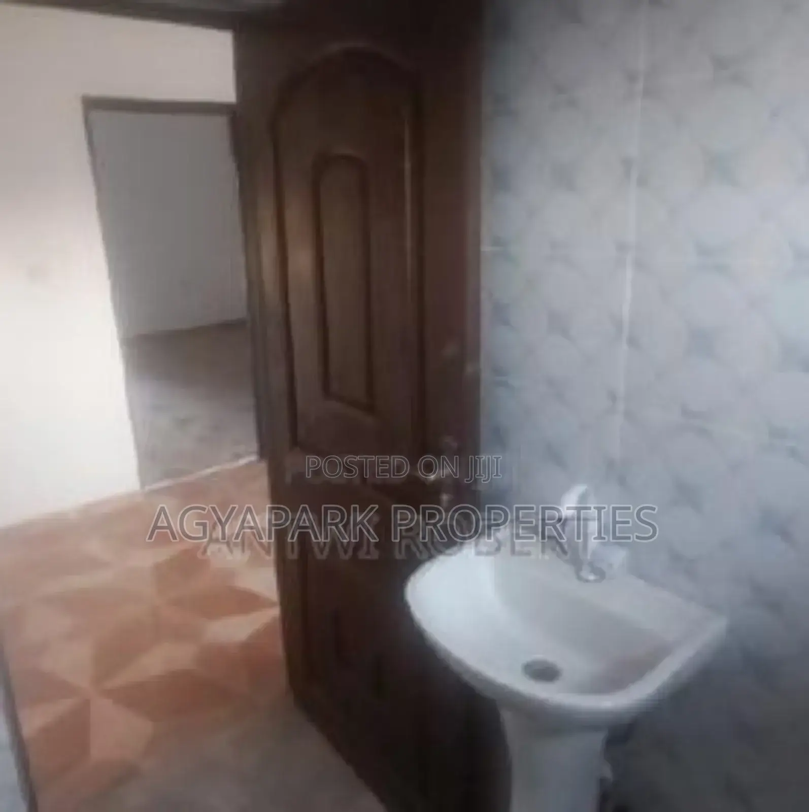 1bdrm Apartment in Amasaman  Ccocobord for rent