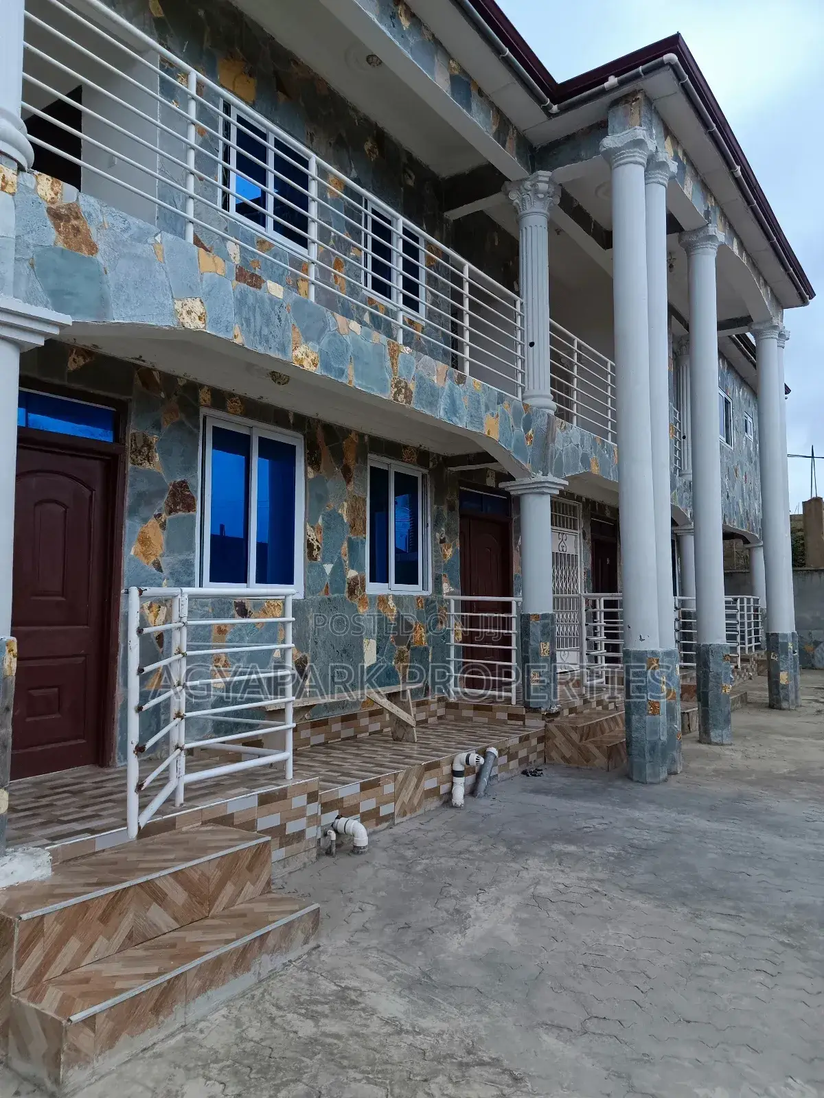 1bdrm Apartment in Amasaman  Ccocobord for rent