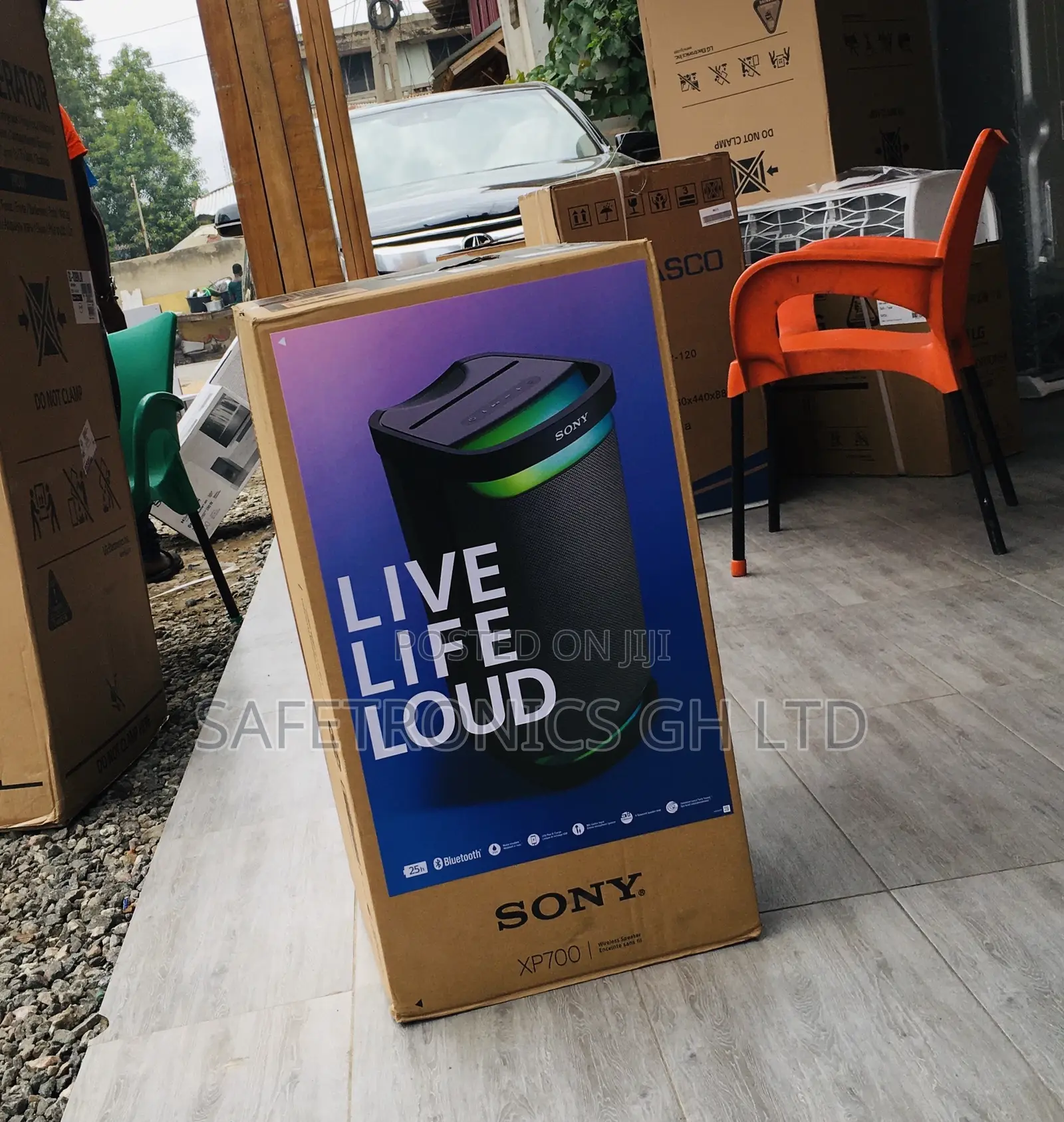 Wireless (Black) Bluetooth Sony SRS-XP700 Speaker
