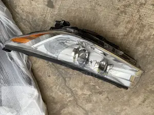 Toyota Highlander 2016 Headlight