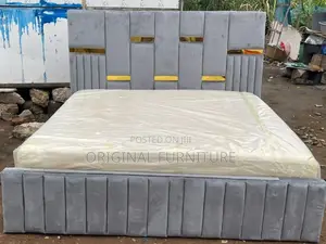 Queen Size Bed Frame With Mattress