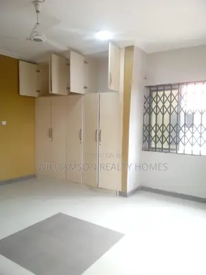 5bdrm Duplex in Tempo Estate Area, Spintex for rent