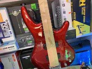 Ibanez Gio Soundgear 5strings Bass Guitar