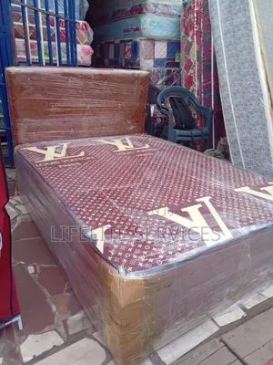 Bed / Inbuilt Foam( Leather Body)-Double Size