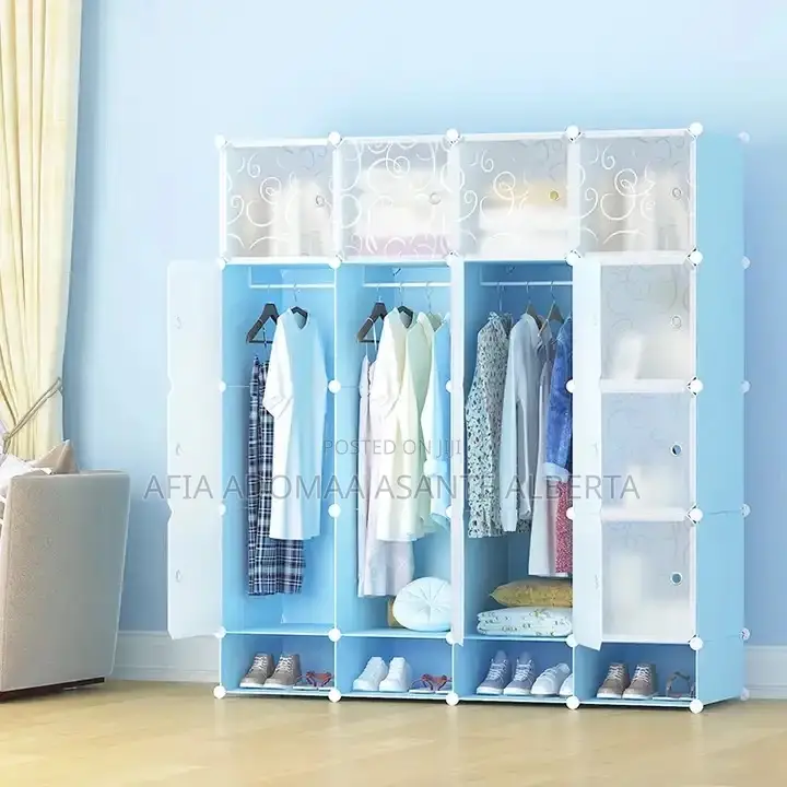 16 Cubes Wardrobe