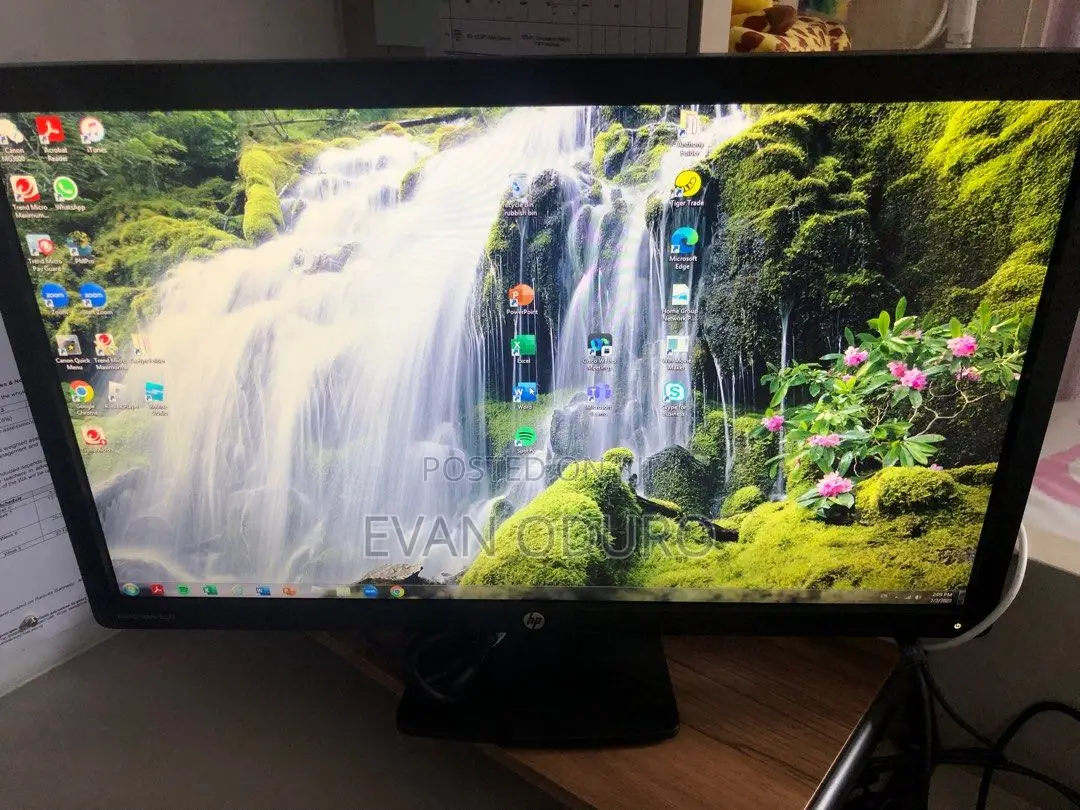 Hp Monitor 24inch Beautiful Display Diagonally Viewable USB