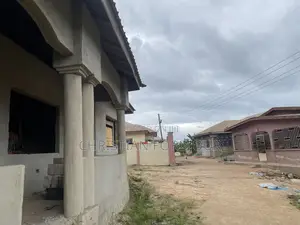 5bdrm House in Kumasi Metropolitan for sale