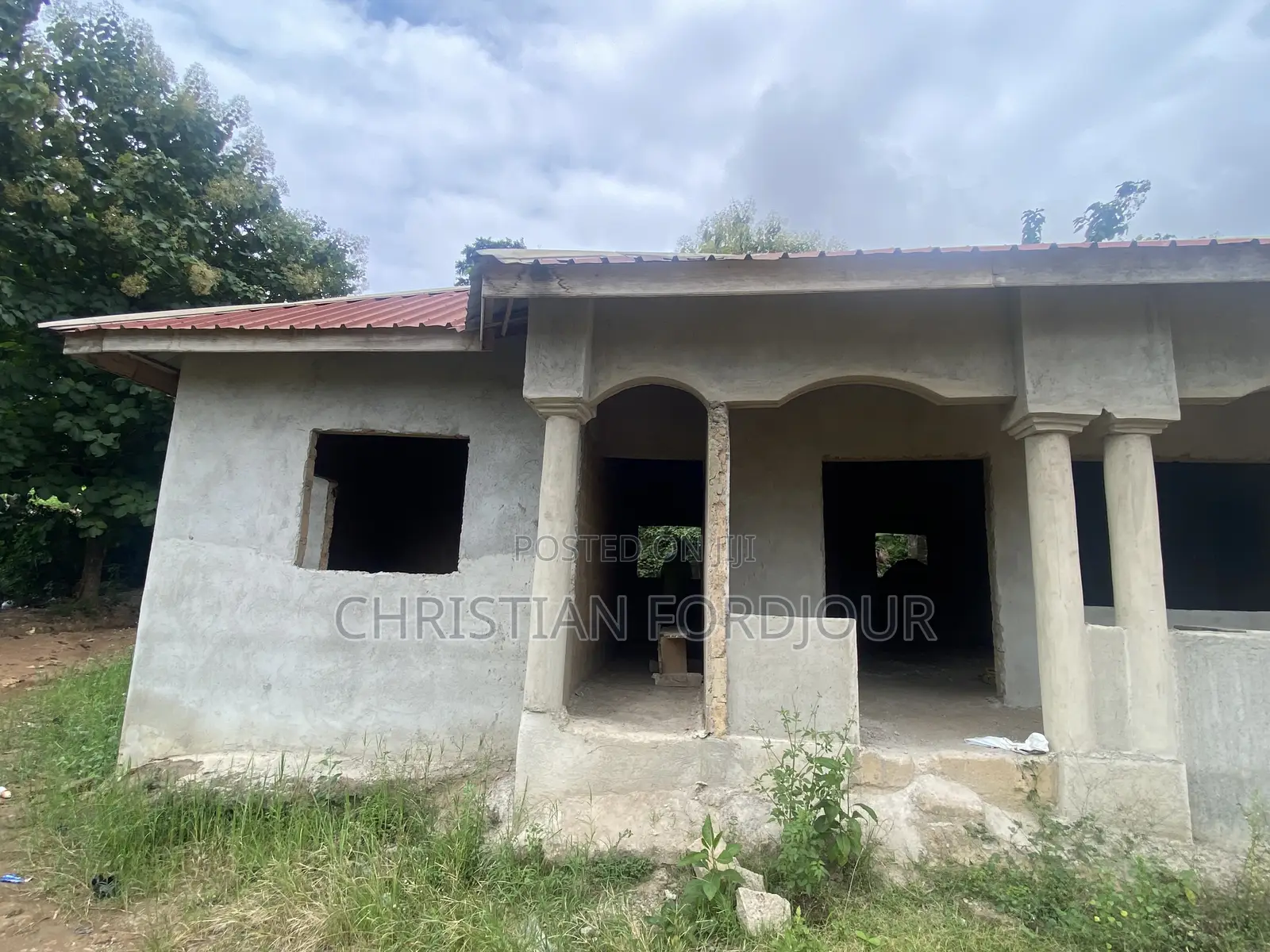 5bdrm House in Kumasi Metropolitan for sale