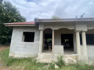 5bdrm House in Kumasi Metropolitan for sale