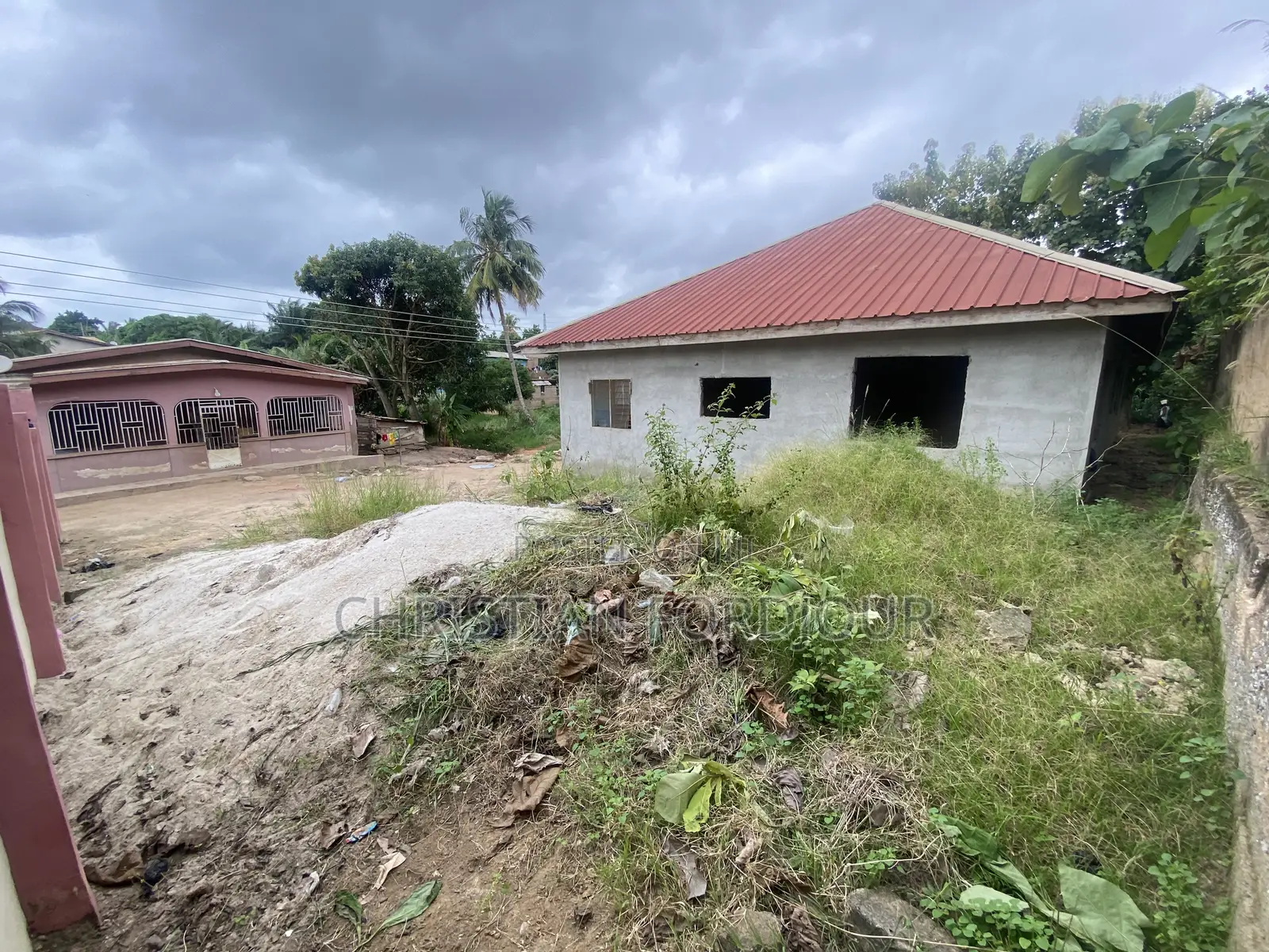 5bdrm House in Kumasi Metropolitan for sale