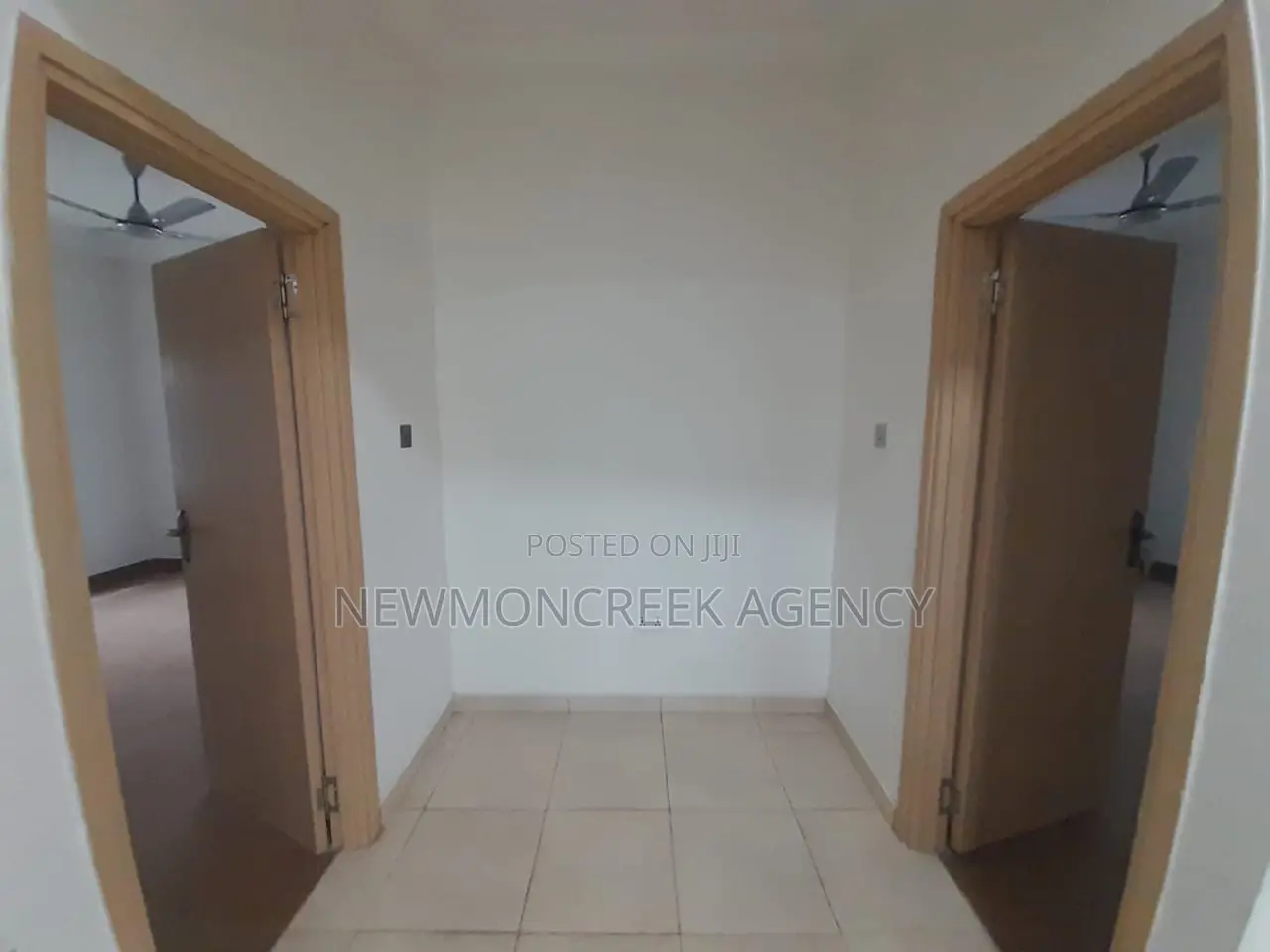 5bdrm Duplex in Lakeside Estates, Accra Metropolitan for sale