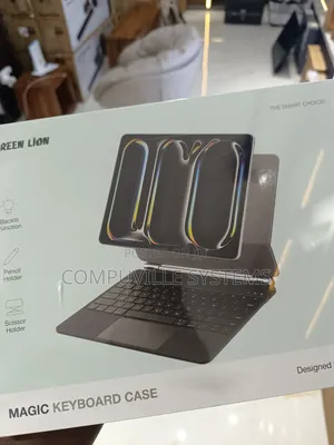 13 iPad Pro M4 Keyboard
