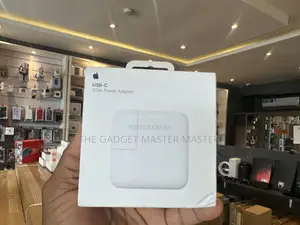 30W USB-C Power Adapter