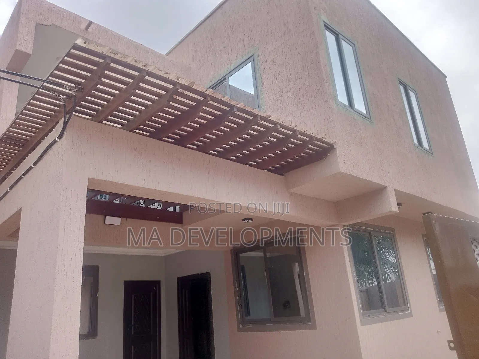 4bdrm House in M.A Developments, Ofankor for rent