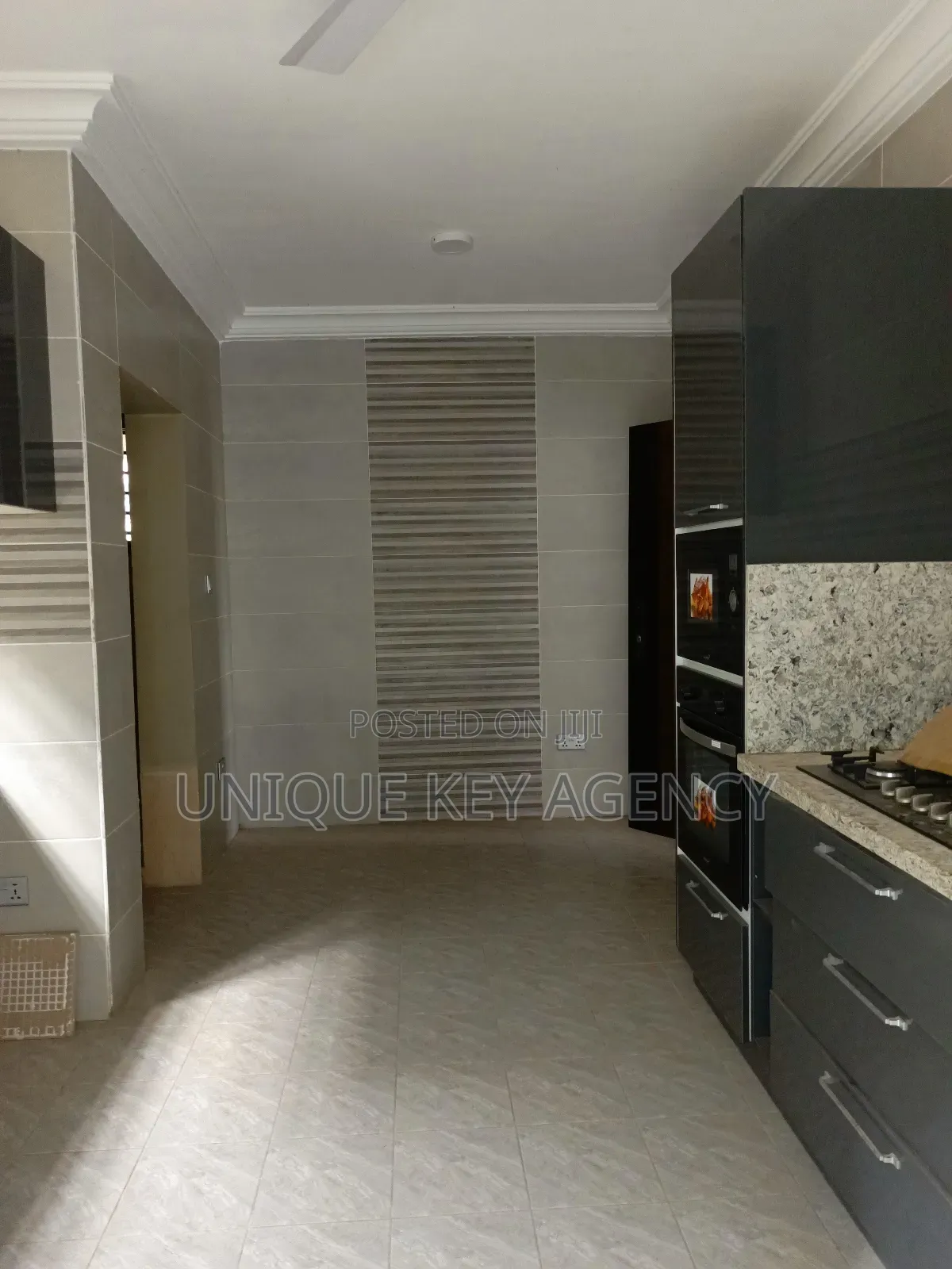 2bdrm Apartment in Unique Key Agency, Tseaddo for rent