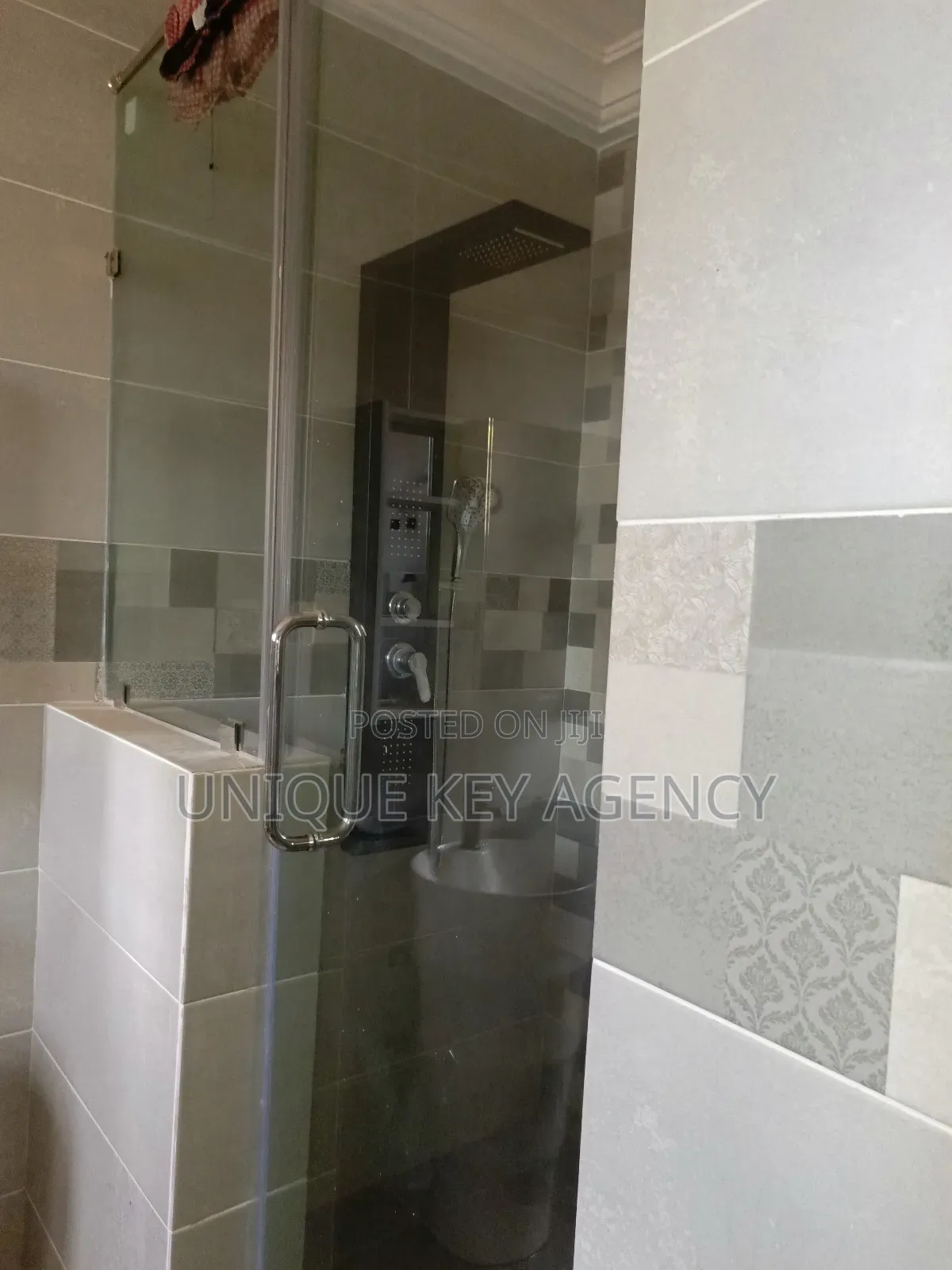 2bdrm Apartment in Unique Key Agency, Tseaddo for rent