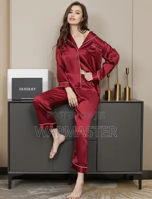 100% Pure SILK 2pcs Pajamas Sleep or Lounge Wear