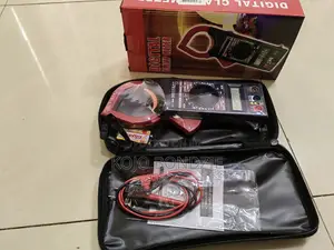 Digital Clamp Meter