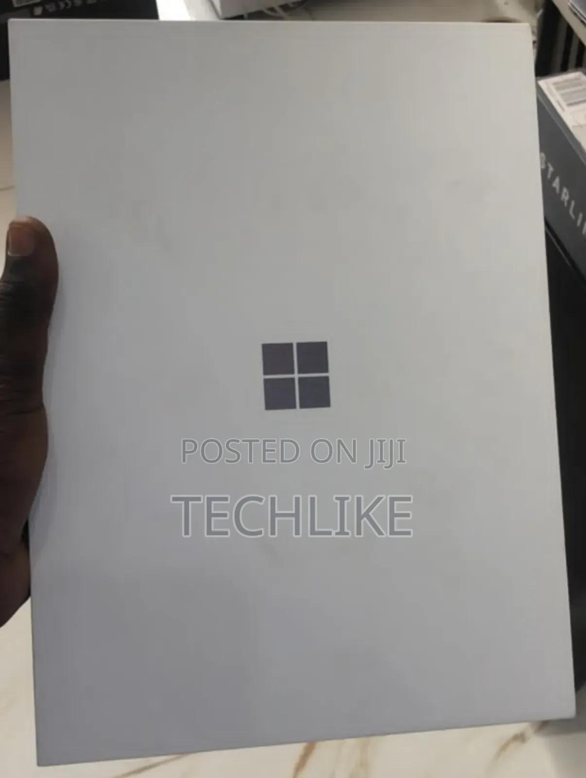 New Microsoft Surface Pro 11th Edition, a Copilot+ PC 16GB SSD 1T