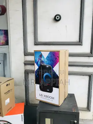 Quality LG XL5S Portable Bluetooth Speaker.