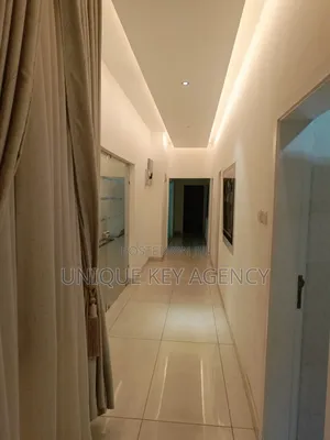 Furnished 3bdrm Apartment in Unique Key Agency, American House