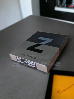 New Samsung Galaxy Z Fold 3 256 GB Gray