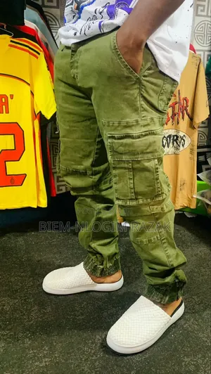 High Quality Cargo Pants Available