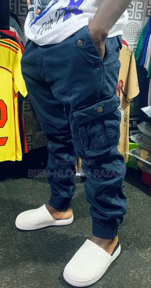 High Quality Cargo Pants Available