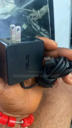 Asus AC Adapter /Charger Flat Mouth, 19v=1.75A Uk Used