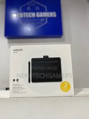 Wacom Intuos Small Graphics Drawing Tablet,Bl