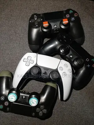 Playstation 4 5 Controllers Available