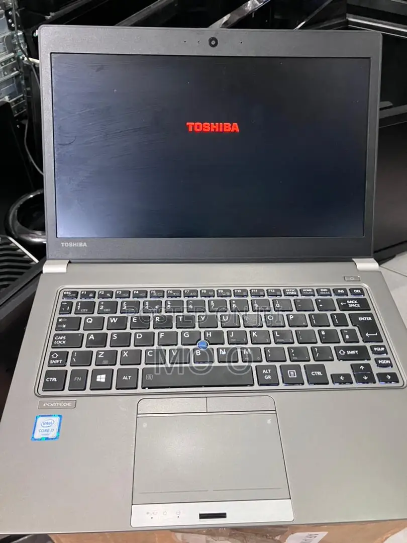 Laptop Toshiba Portege A30 8GB Intel Core I7 SSD 256GB