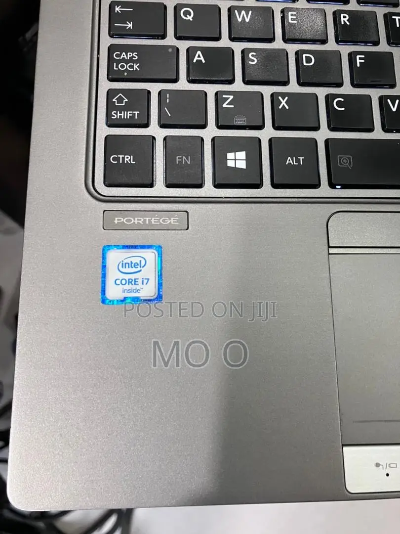 Laptop Toshiba Portege A30 8GB Intel Core I7 SSD 256GB
