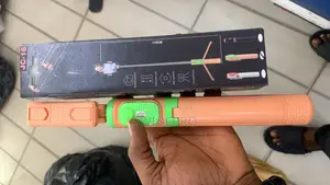 Selfie Stick With Remote