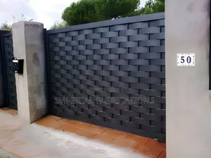 Metal Gate