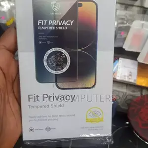 IP 15 PRO MAX Privacy Glass