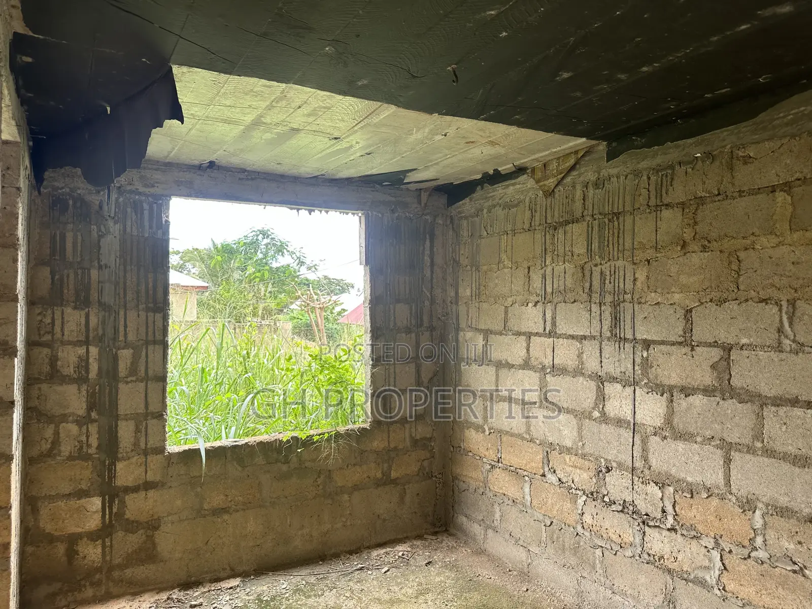5bdrm House in Kotwi, Kumasi Metropolitan for sale