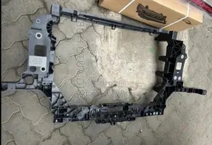 CR-V 18 Radiator Support