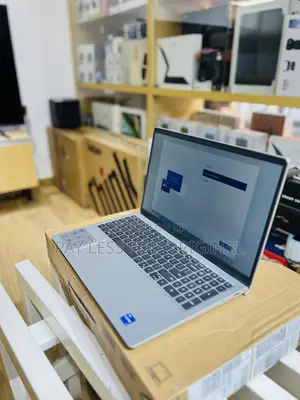 New Laptop Dell Inspiron 15 3000 8GB Intel Core I7 SSD 512GB