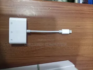 iPhone/ Lightly to USB and Type C