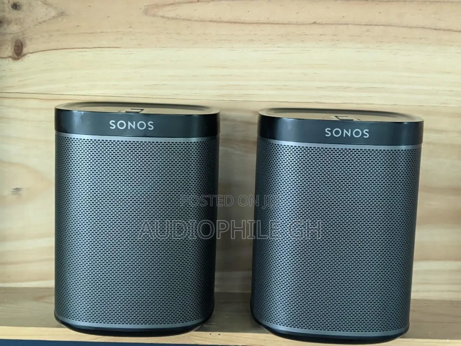 SONOS Play:1 2-Room Streaming Music Starter Set Bundle