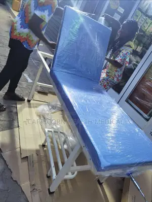 Examination Bed Couch + Roller Bedsheet