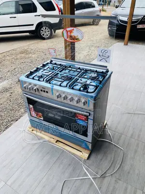 Uniquely Designed Ferre 5 Gas Burner, Auto Ignition Oven.