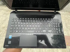 Laptop Toshiba Satellite L50 8GB Intel Core I3 HDD 500GB