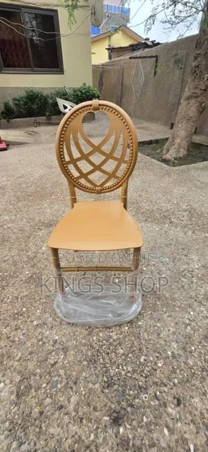Chivalry Plastic Chairs Gold